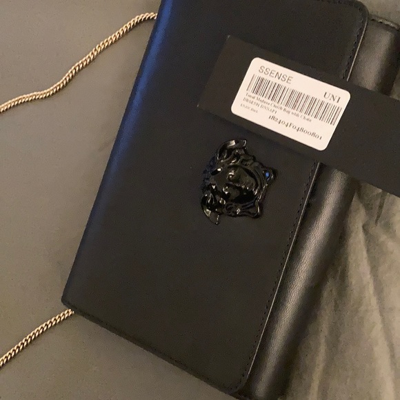 Versace bag - Picture 4 of 4